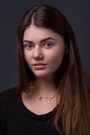 Age18-EmilyFields/00_BeautyShot/01_Cam01.jpg