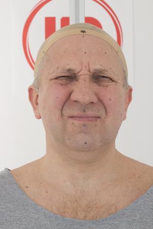 Age50-DouglasMitchell/06_Face_Compression/01_Cam01.jpg