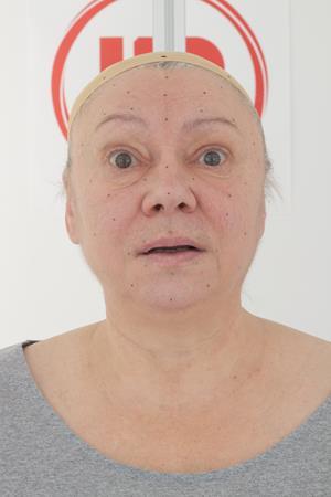 Age56-DorisAlexander/17_Surprise/01_Cam01.jpg