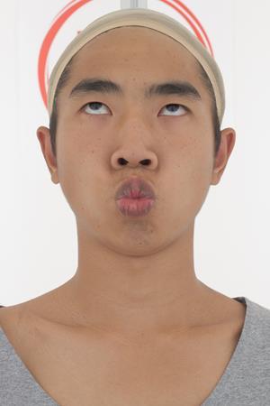 Age19-KevinPark/12_Pucker-Look_Up/01_Cam01.jpg