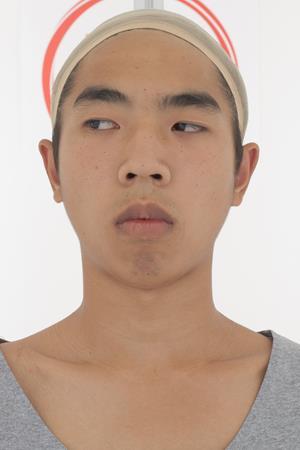 Age19-KevinPark/14_Chew_Look_Right/01_Cam01.jpg
